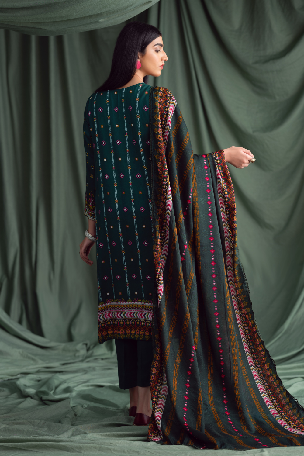 3PC Unstitched | Printed Linen Suit | Jacquard Dupatta