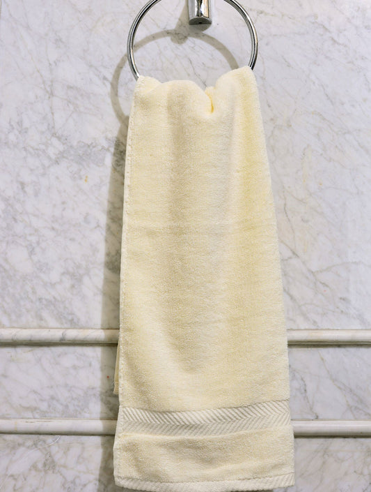 Towels Plain Off-White Dyed Towels HOMBATTOW Bath Towel