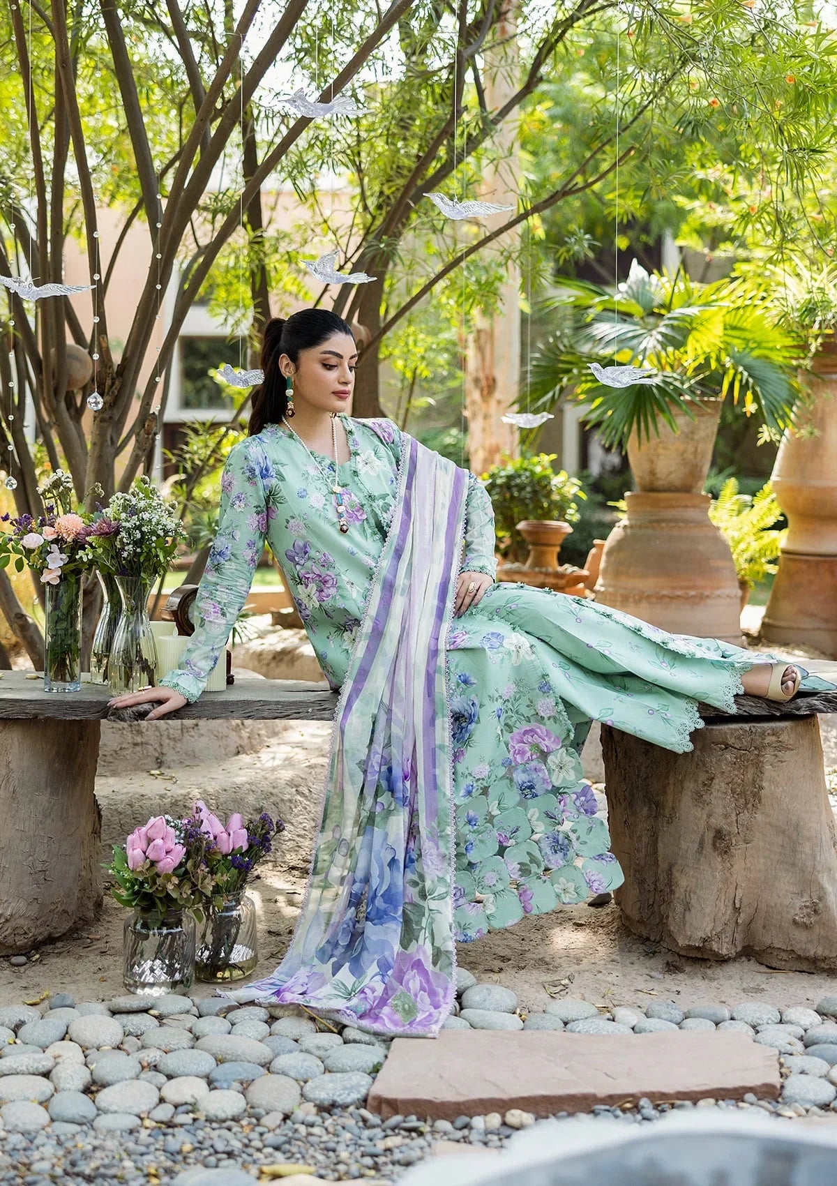 Beautiful DIGITAL PRINTED CHIFFON DUPATTA FLAUNTING PURPLE FLORALS.