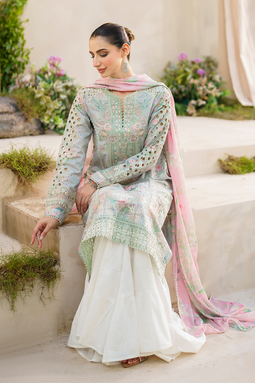 SFL-07 Embroidered Lawn