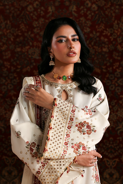 RUKHSAR - Afsana-e-silk by Emaan Adeel at #VogueClothingStudio
