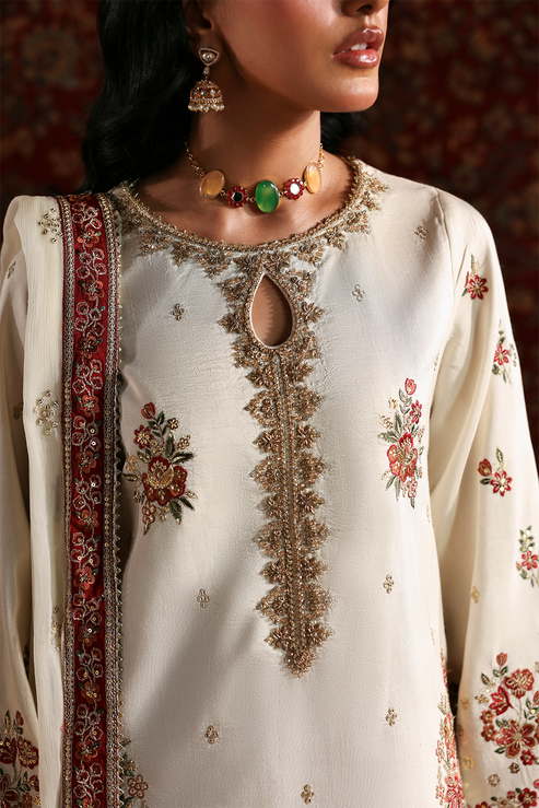 RUKHSAR - Afsana-e-silk by Emaan Adeel at #VogueClothingStudio