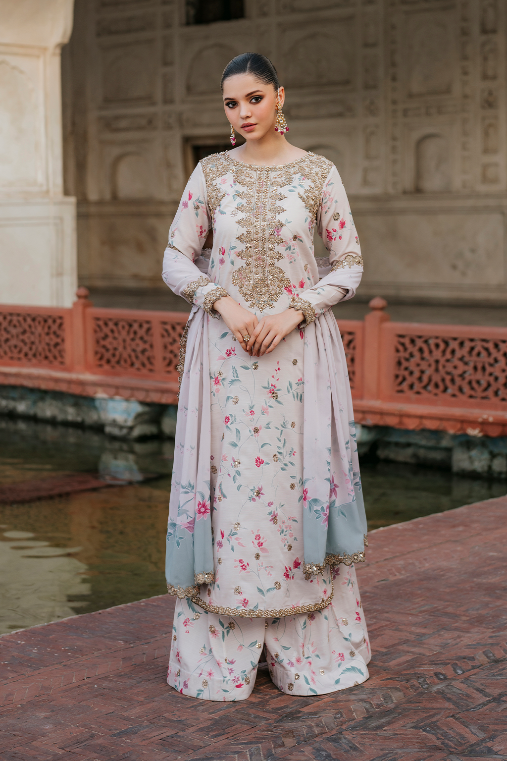 UE-318 Embroidered Raw Silk