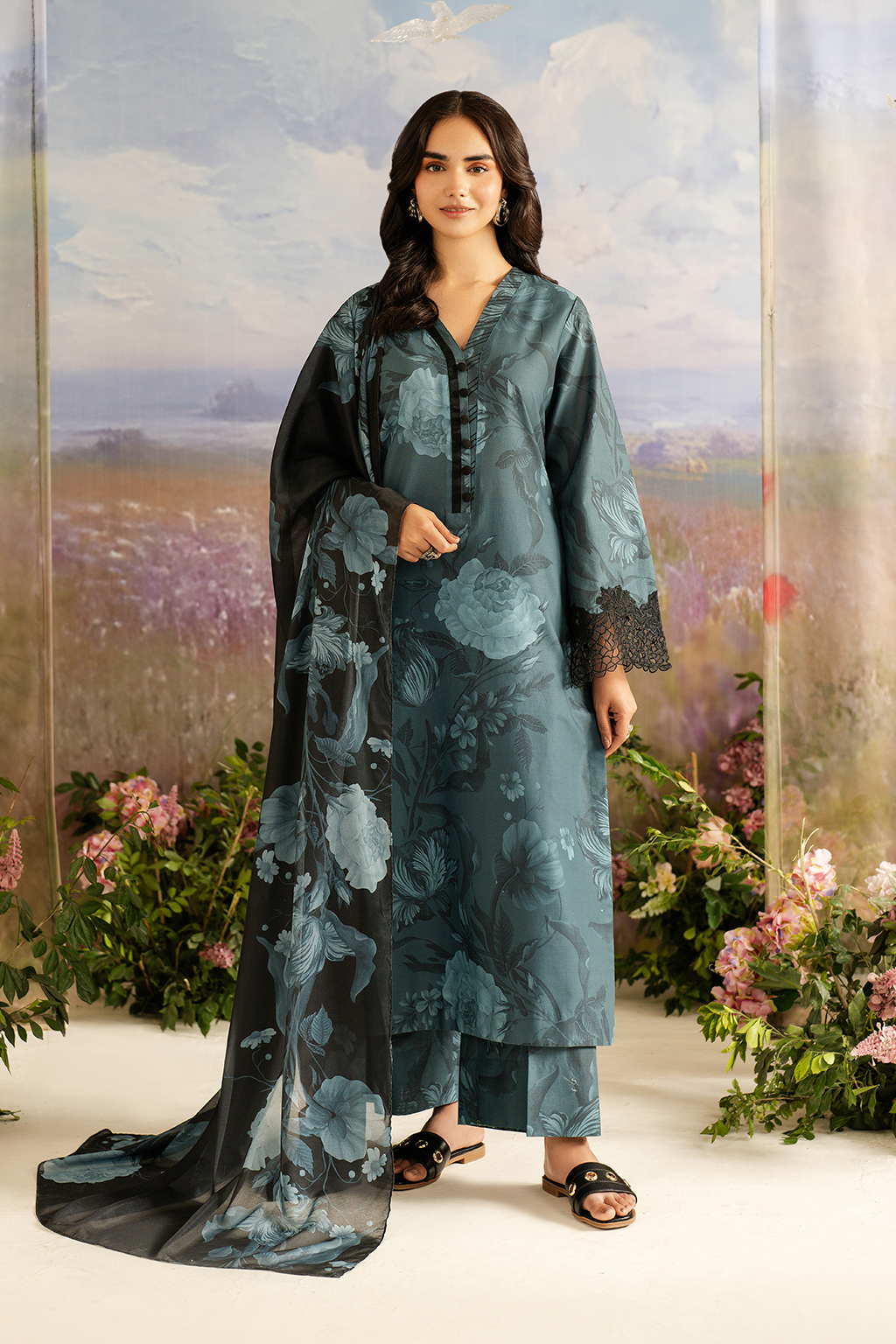 UE-444  Printed Lawn