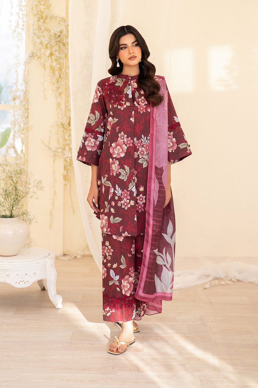 UE-439  Printed Lawn