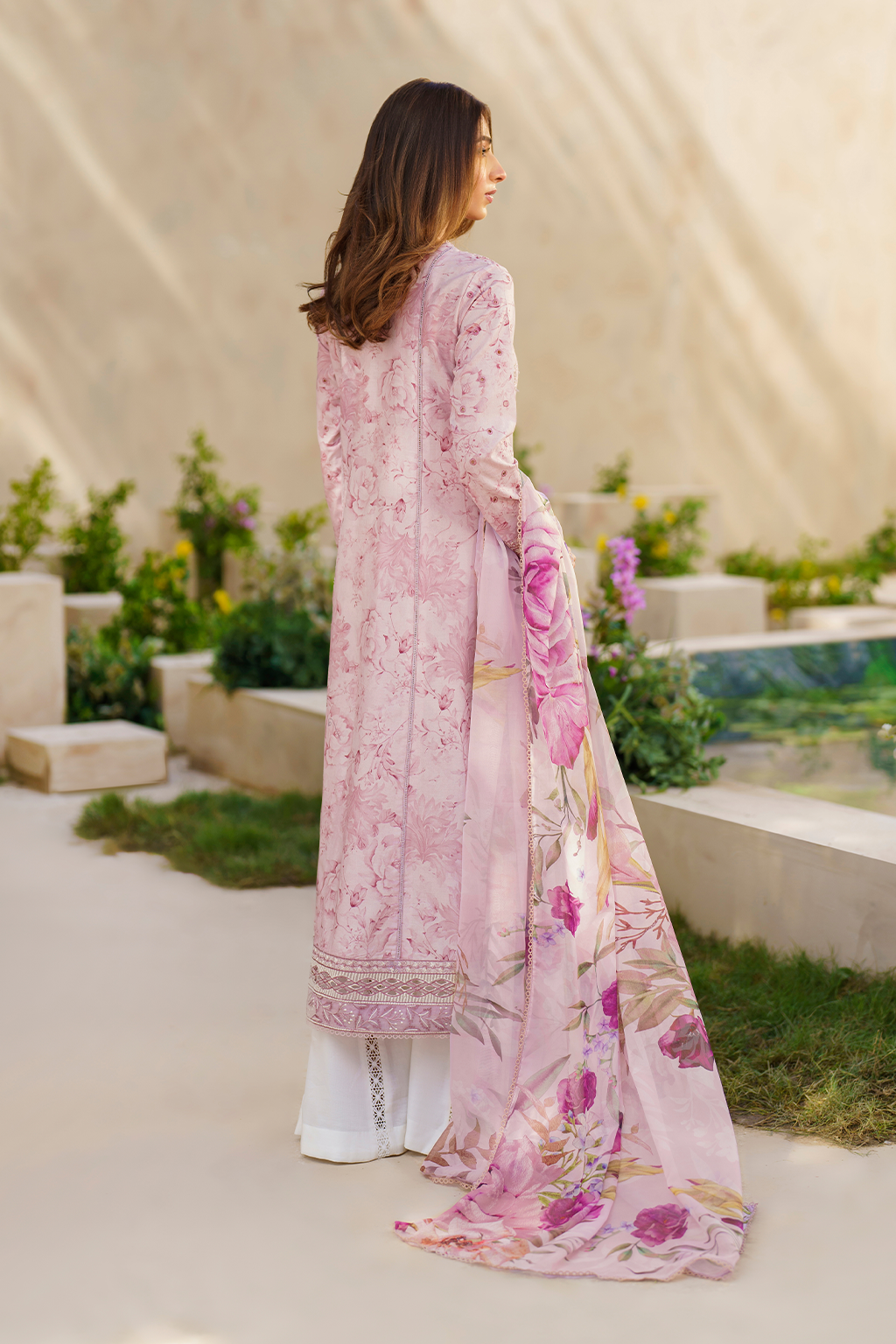 SFL-06 Embroidered Lawn