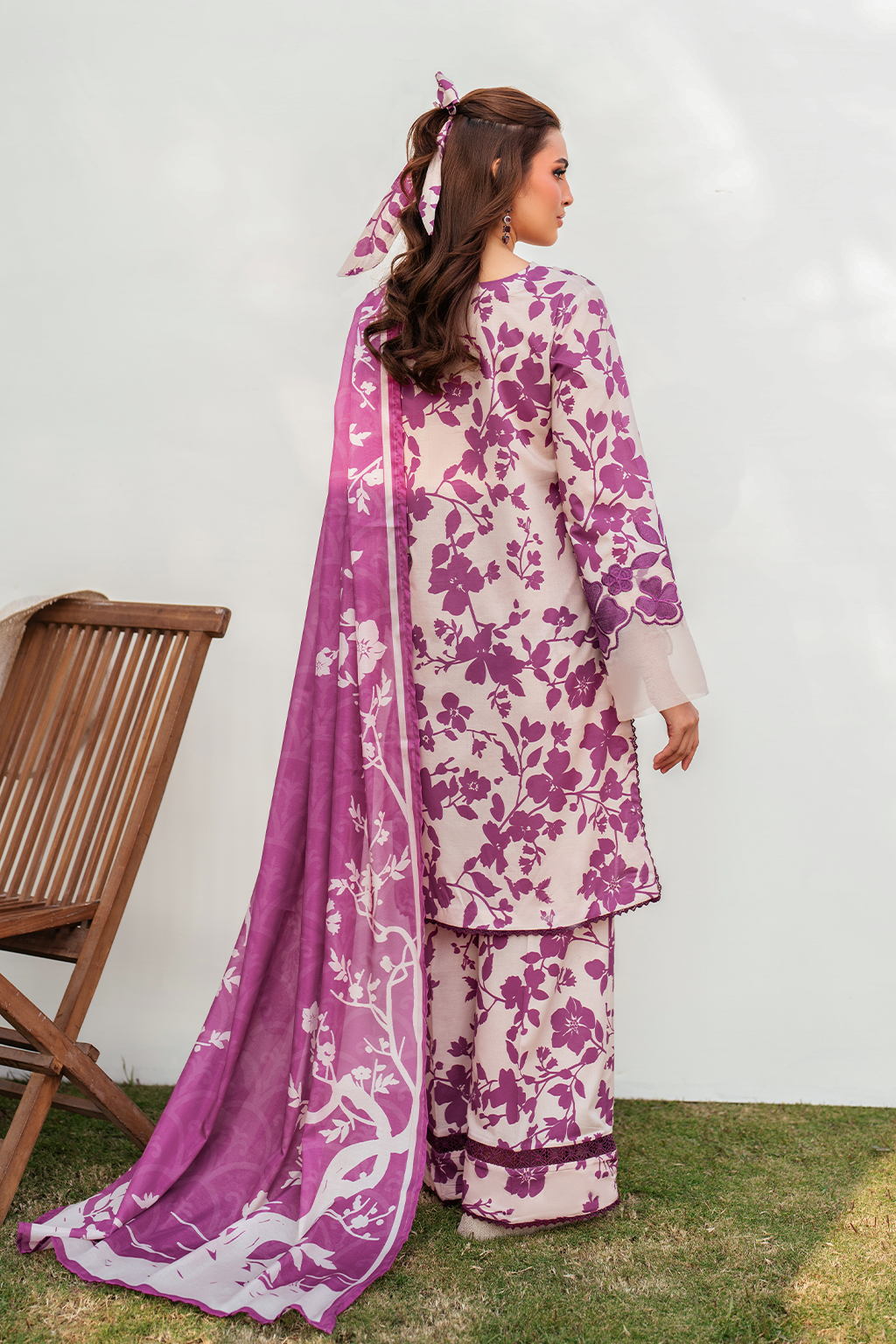 UE-376 Printed Lawn