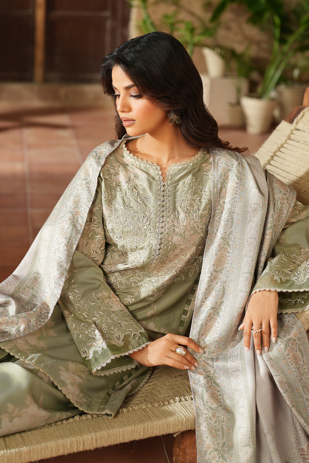 IPF-08  Embroidered Linen