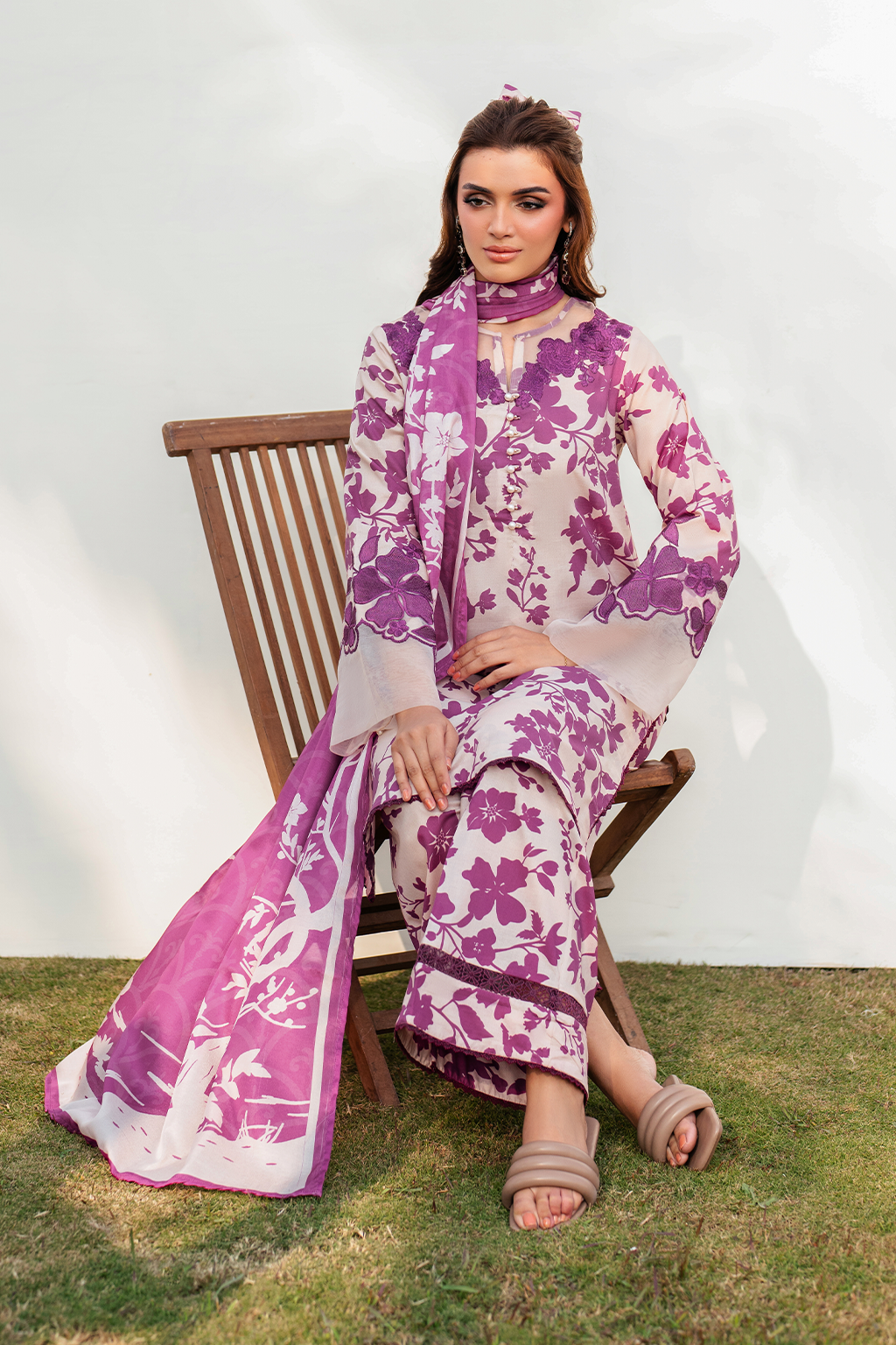 UE-376 Printed Lawn