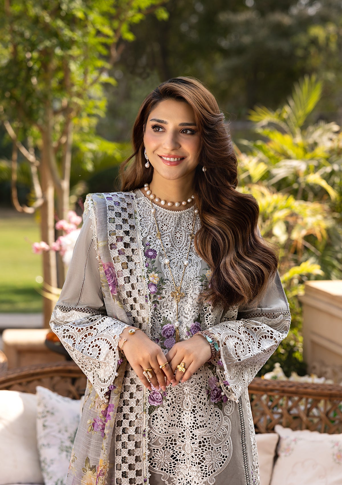Radiant EMBROIDERED LAWN SLEEVES.