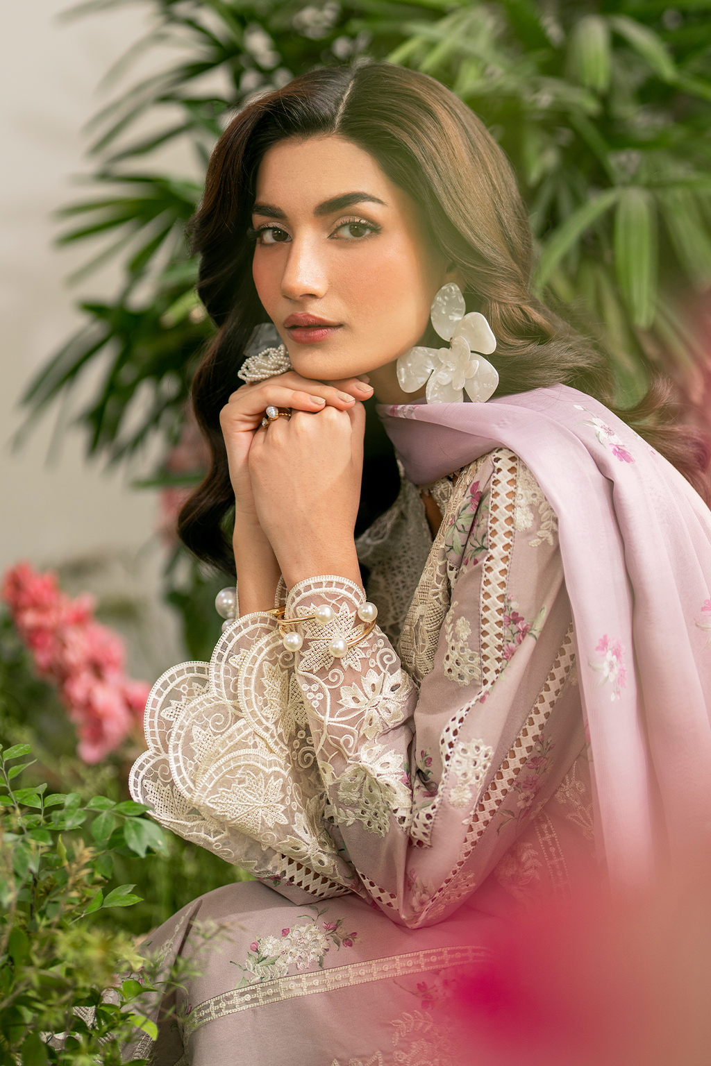 IFE-09 Embroidered Lawn