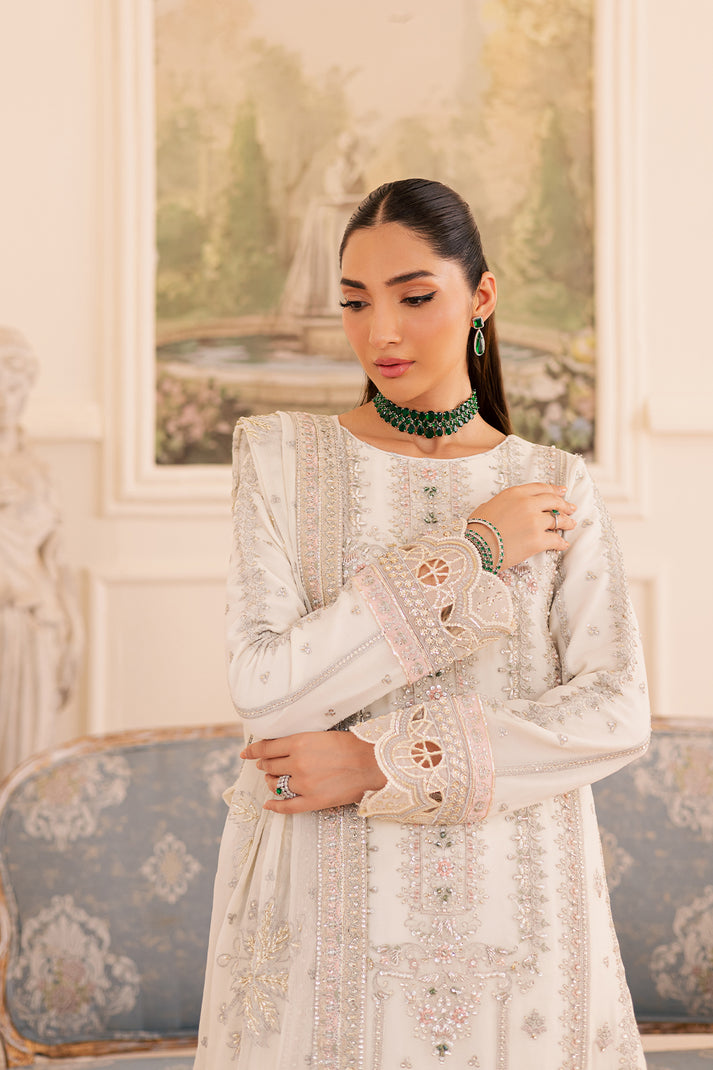 EZELLE from Suave luxury formals '25 by Emaan Adeel at #VogueClothingStudio