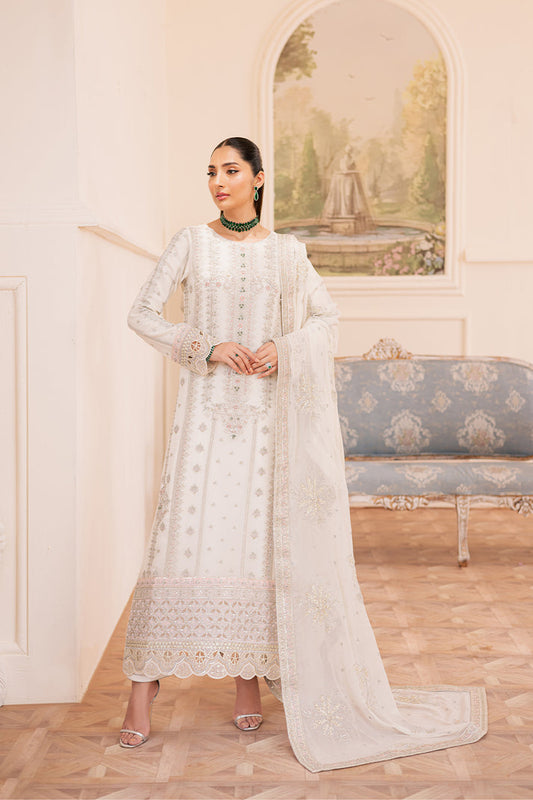 EZELLE from Suave luxury formals '25 by Emaan Adeel at #VogueClothingStudio