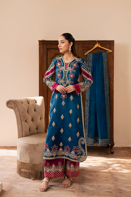 AVOIR from Suave luxury formals '25 by Emaan Adeel at #VogueClothingStudio