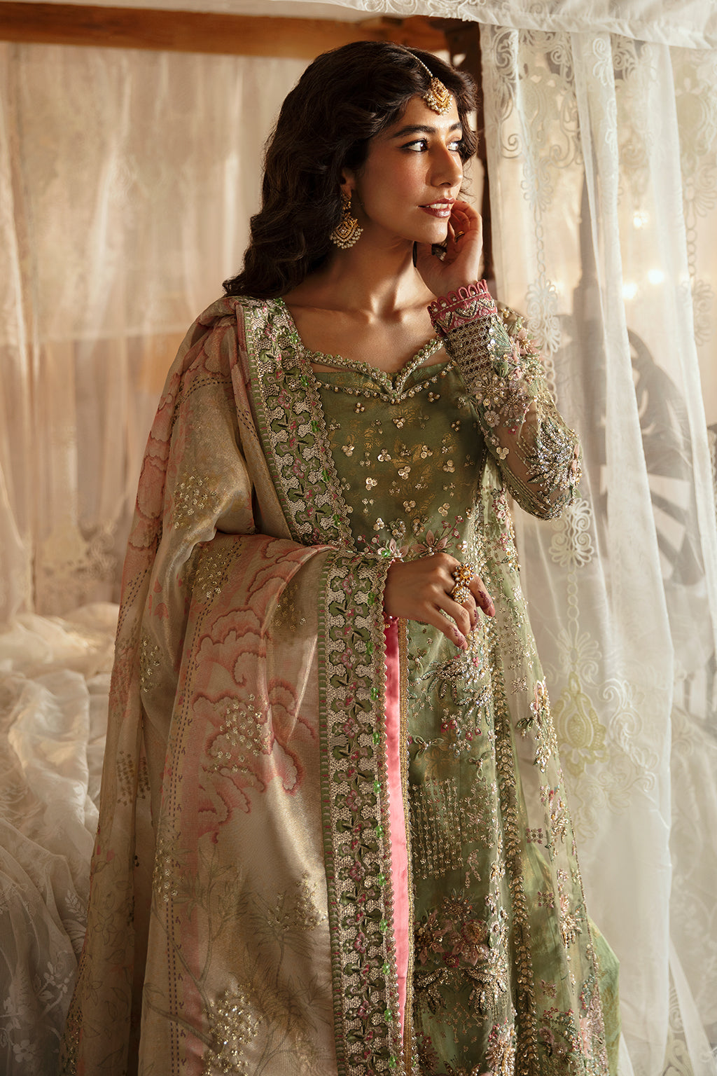 813-Shreya-Hayyat Wedding Formals '24