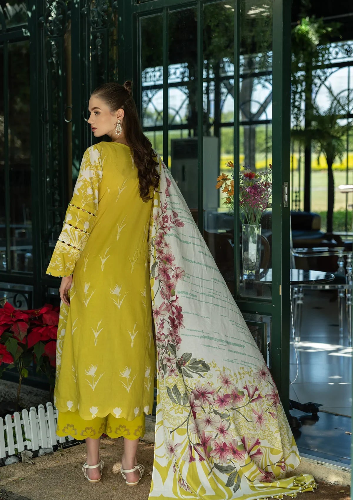 beautiful Printed Voile Dupatta in light florals