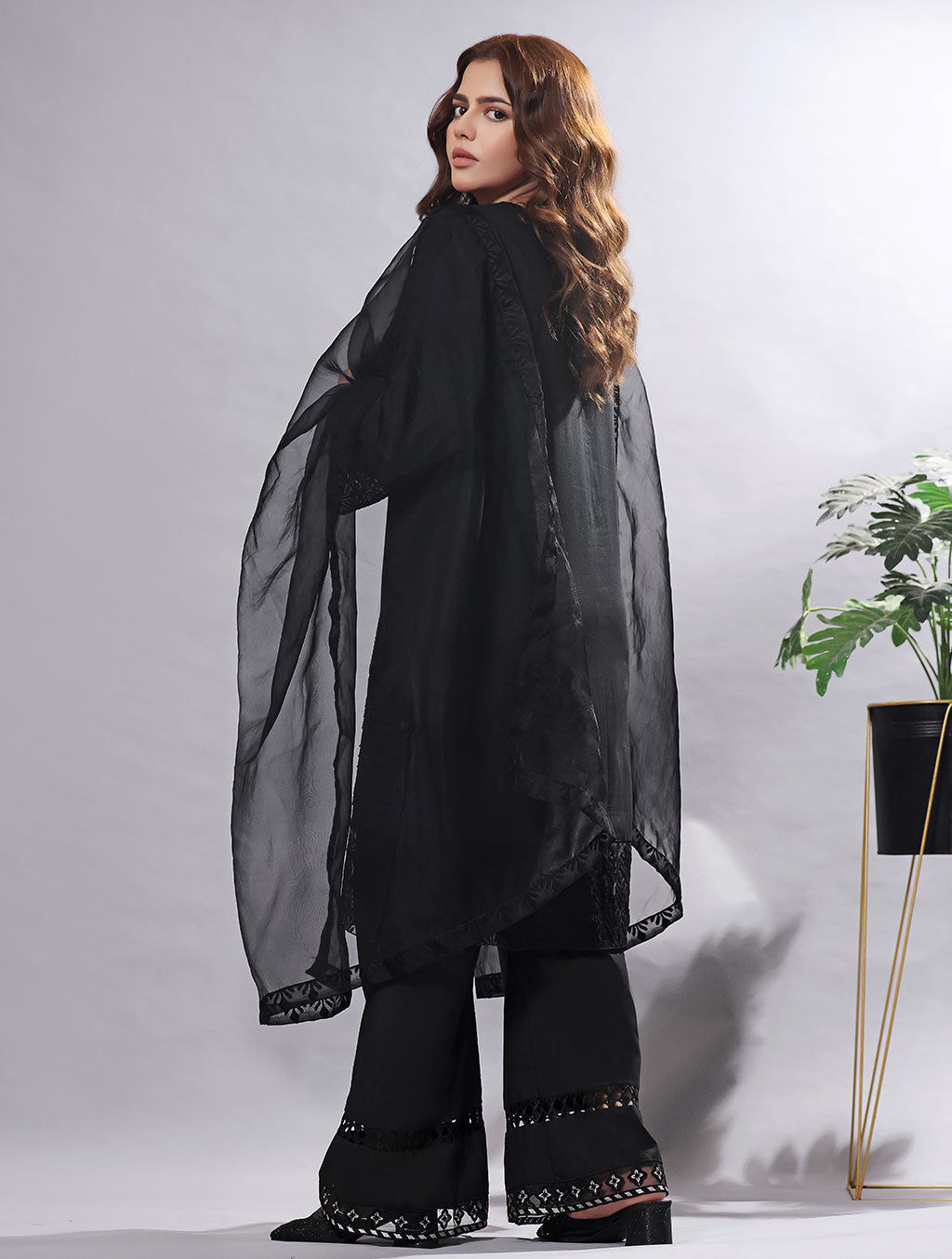 2 Piece Unstitched Lawn Suit RKOE-1461 Khas Lawn 2022 - Volume 10 FASUNSLAD 