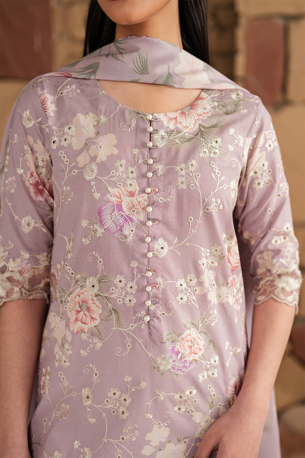 UE-389 Embroidered Printed Lawn