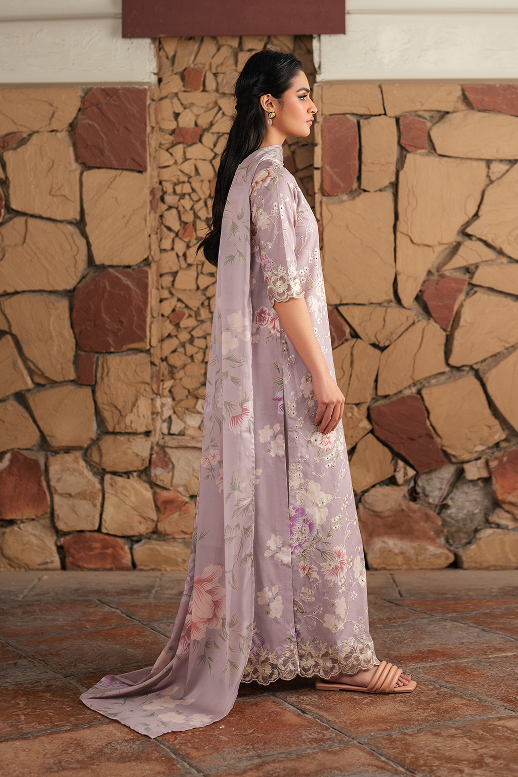 UE-389 Embroidered Printed Lawn