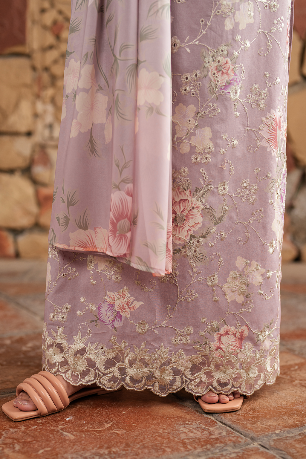 UE-389 Embroidered Printed Lawn