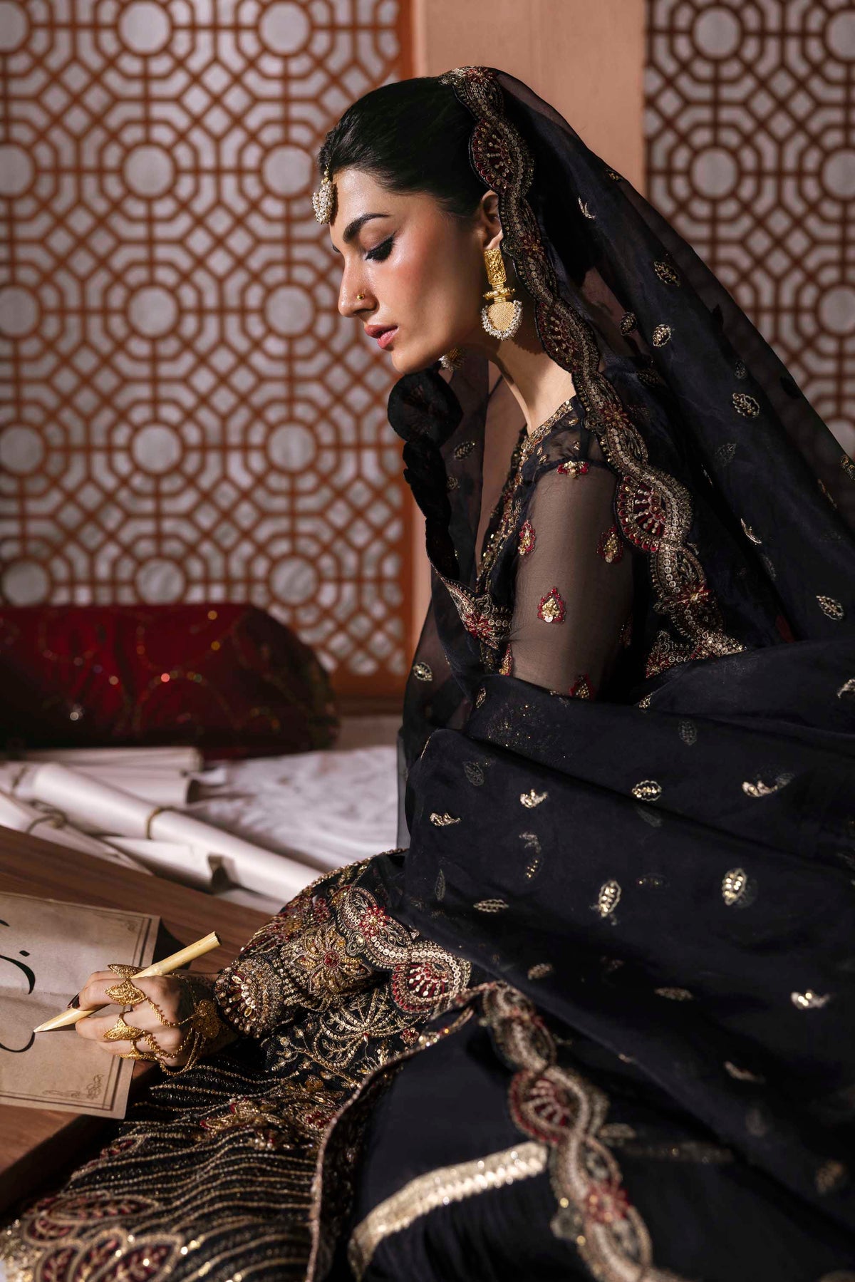 1598 Mehtab - Sultaniya Luxury Formals by Akbar Aslam at #VogueClothingStudio