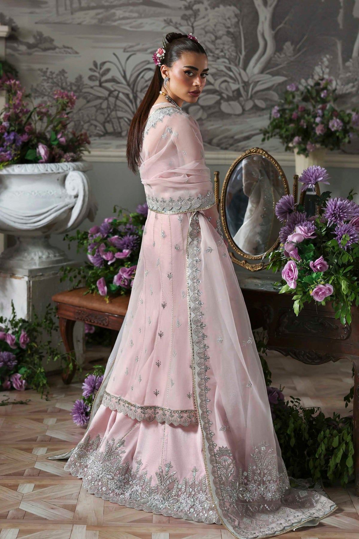 1576 Anvaha - Deewani Luxury Formals