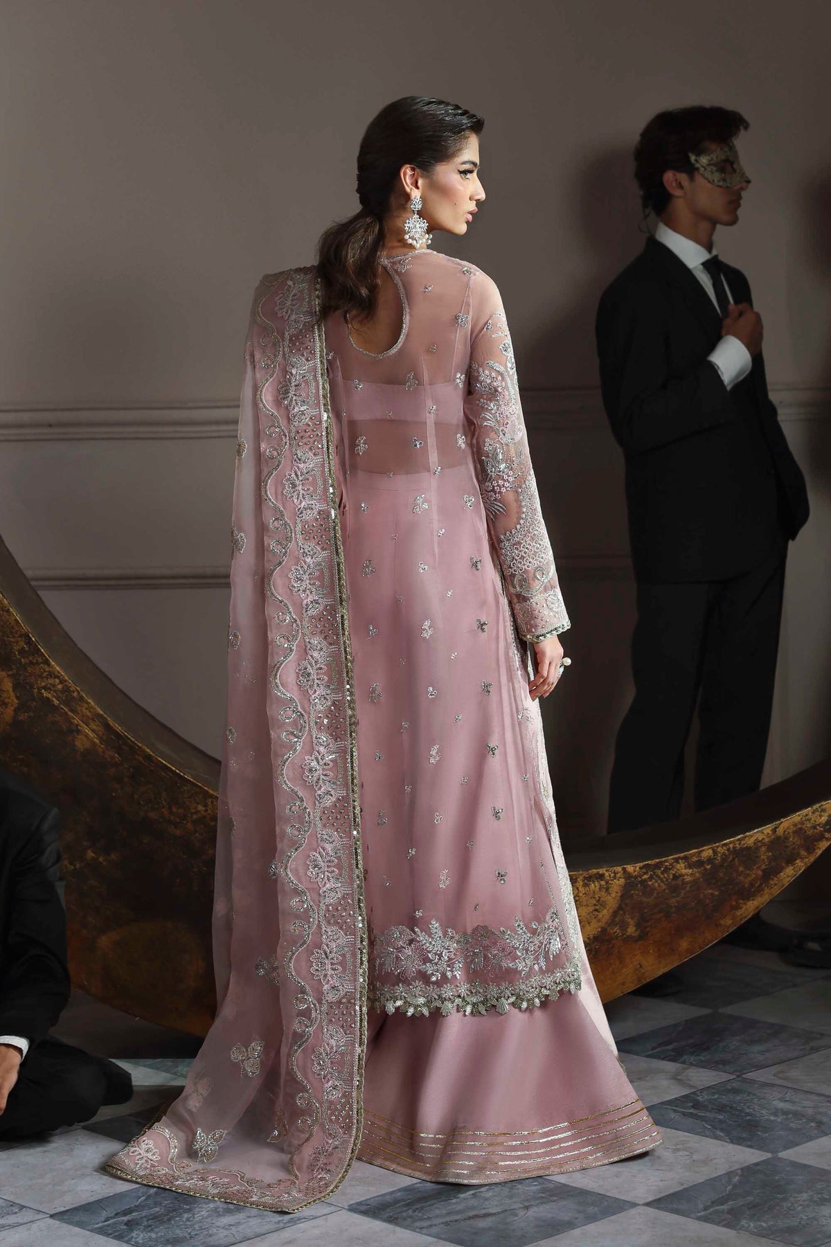 1586  Shahmeena - Mastani Luxury Formals
