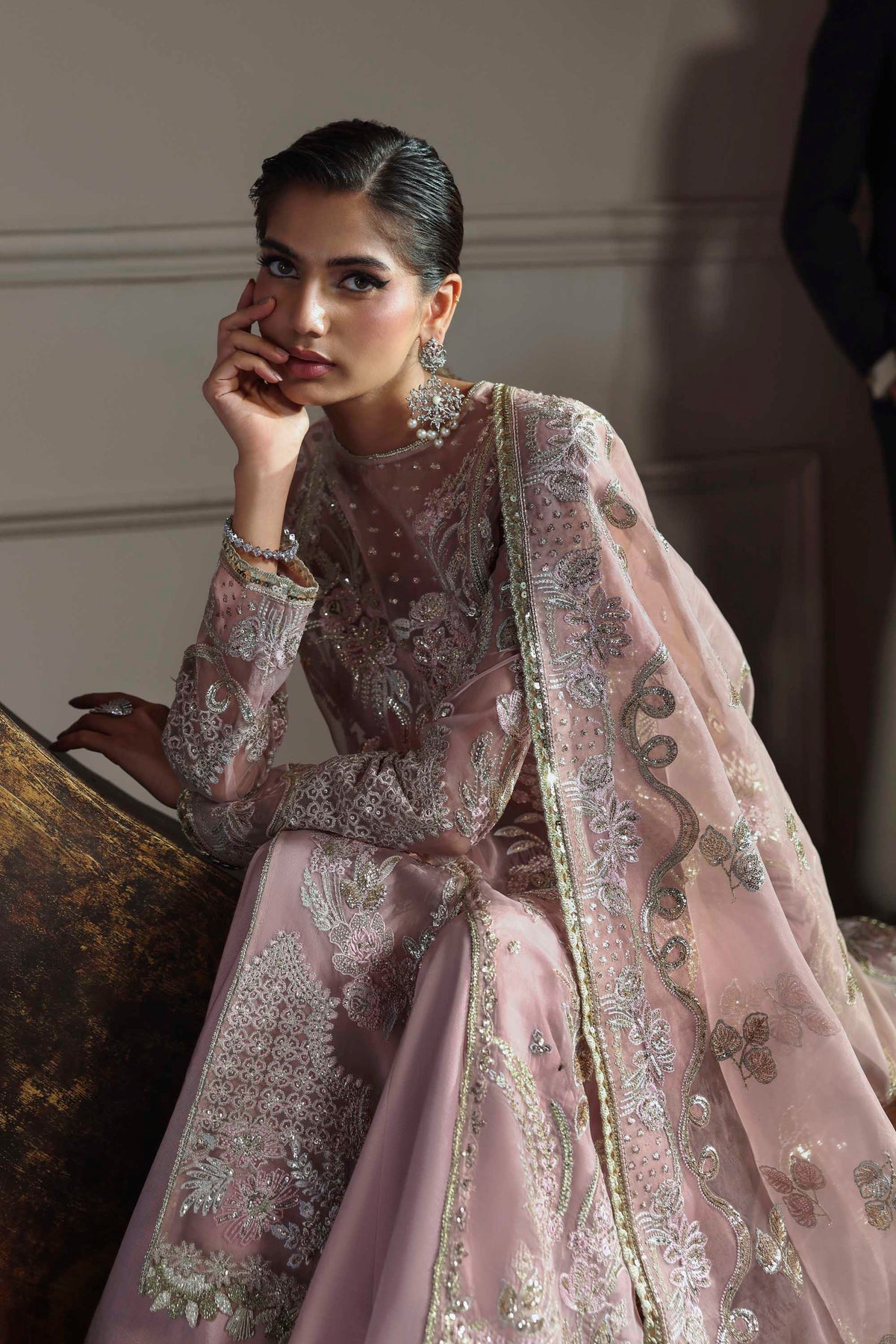 1586  Shahmeena - Mastani Luxury Formals