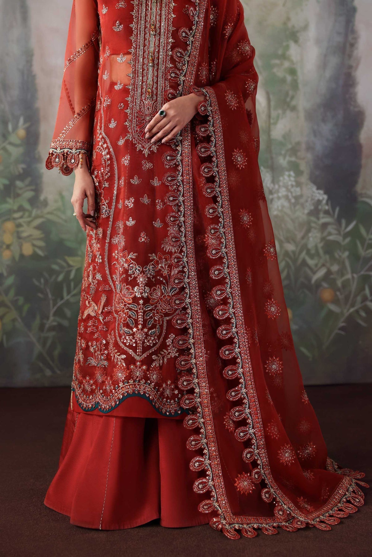 1585  Laalroz - Mastani Luxury Formals