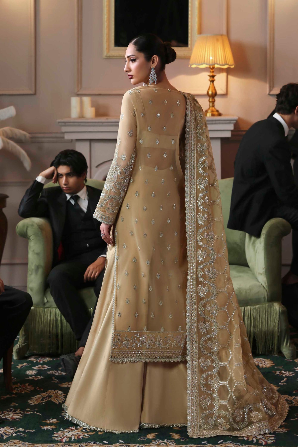 1584  Tajmeen - Mastani Luxury Formals