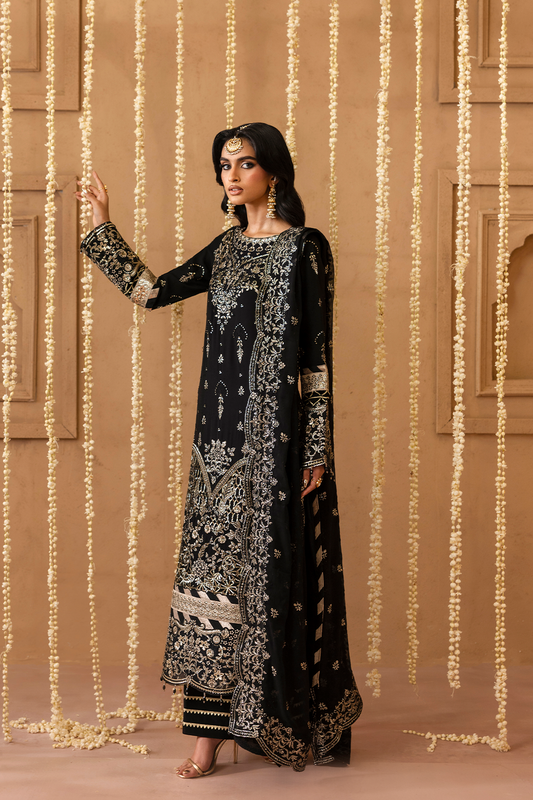 SAHAR - Sheherzadi' 25 by Emaan Adeel at #VogueClothingStudio
