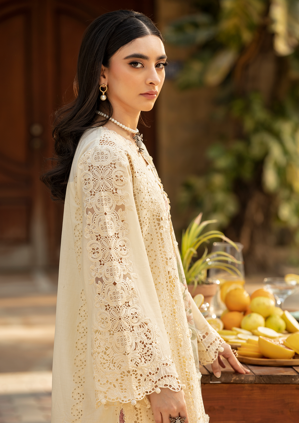 BEAUTIFUL EMBROIDERED ORGANZA SLEEVES