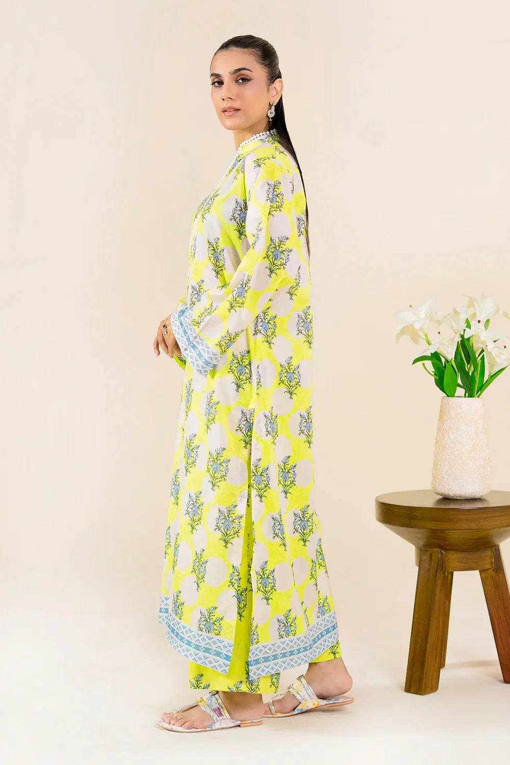 2PC Unstitched Printed Lawn Shirt and Trouser I KST-3840 Printed KHAS STORES 
