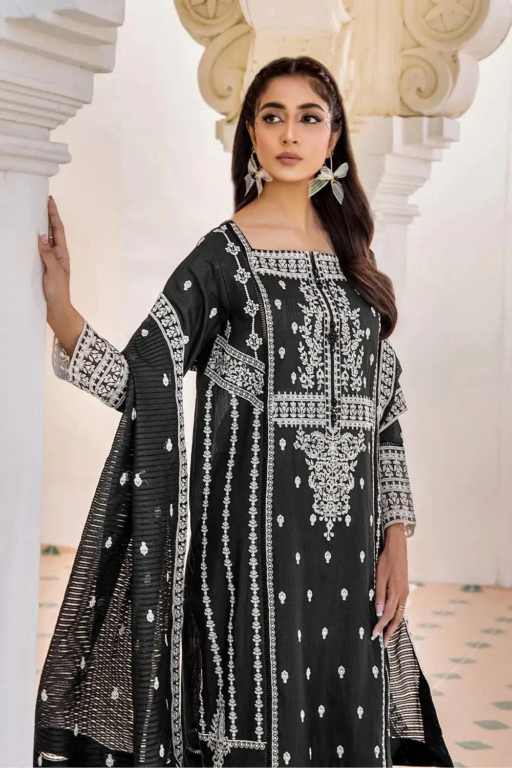 3 Pcs Unstitched Emb Khaddar Suit KKE-1614 KHAS STORES 