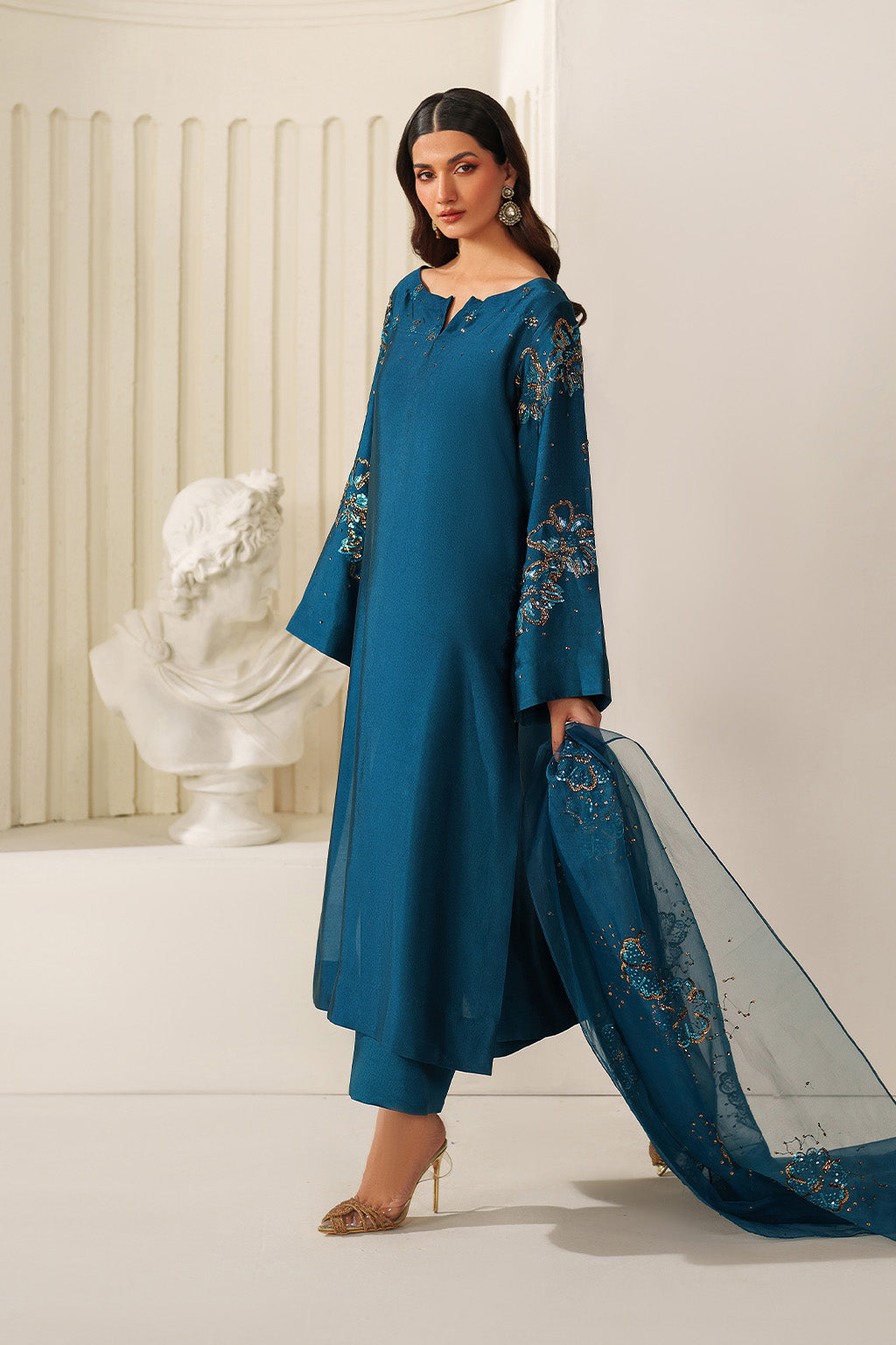 UE-616  Embroidered Ramen Silk