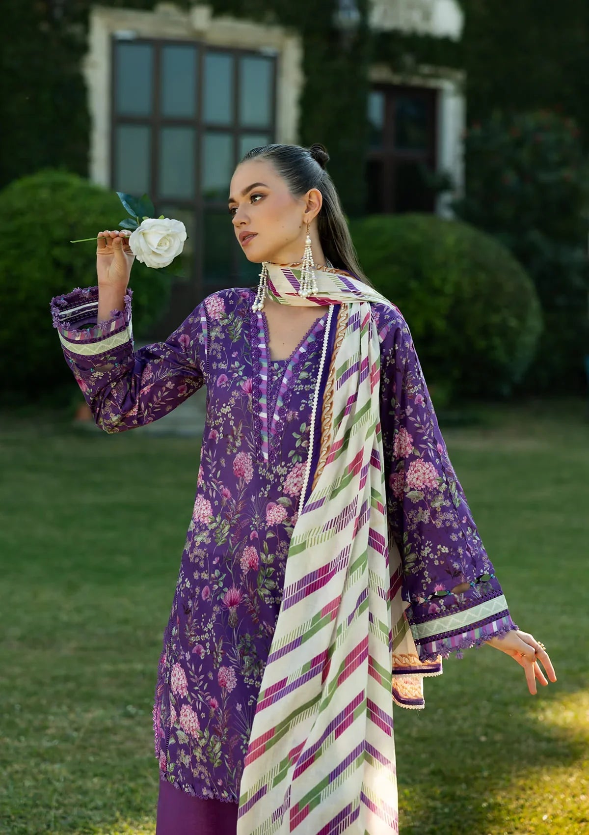 beautiful Printed Voile Dupatta in lining print