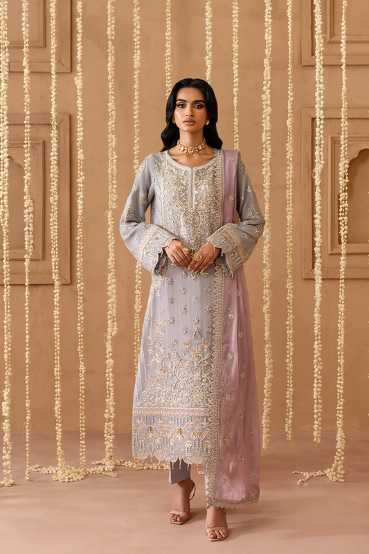 MAHAYAM - Sheherzadi' 25 by Emaan Adeel at #VogueClothingStudio