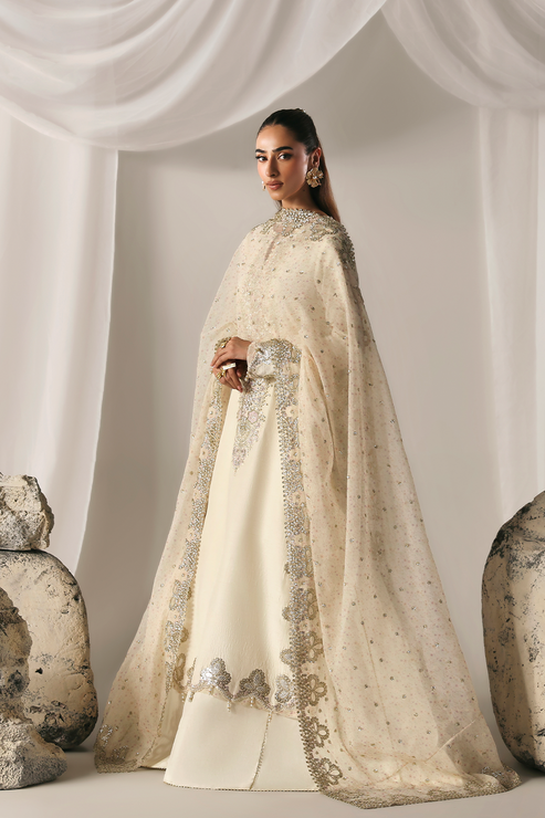 MISTY DAWN - Serein luxe silk by Emaan Adeel at #VogueClothingStudio