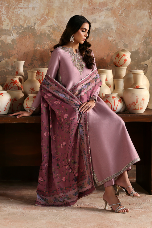 ZAREEN - Afsana-e-silk by Emaan Adeel at #VogueClothingStudio