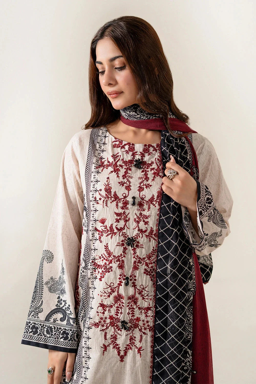 3PC Embroidered Unstitched Lawn Suit | KC-4011 Embroidered KHAS STORES 