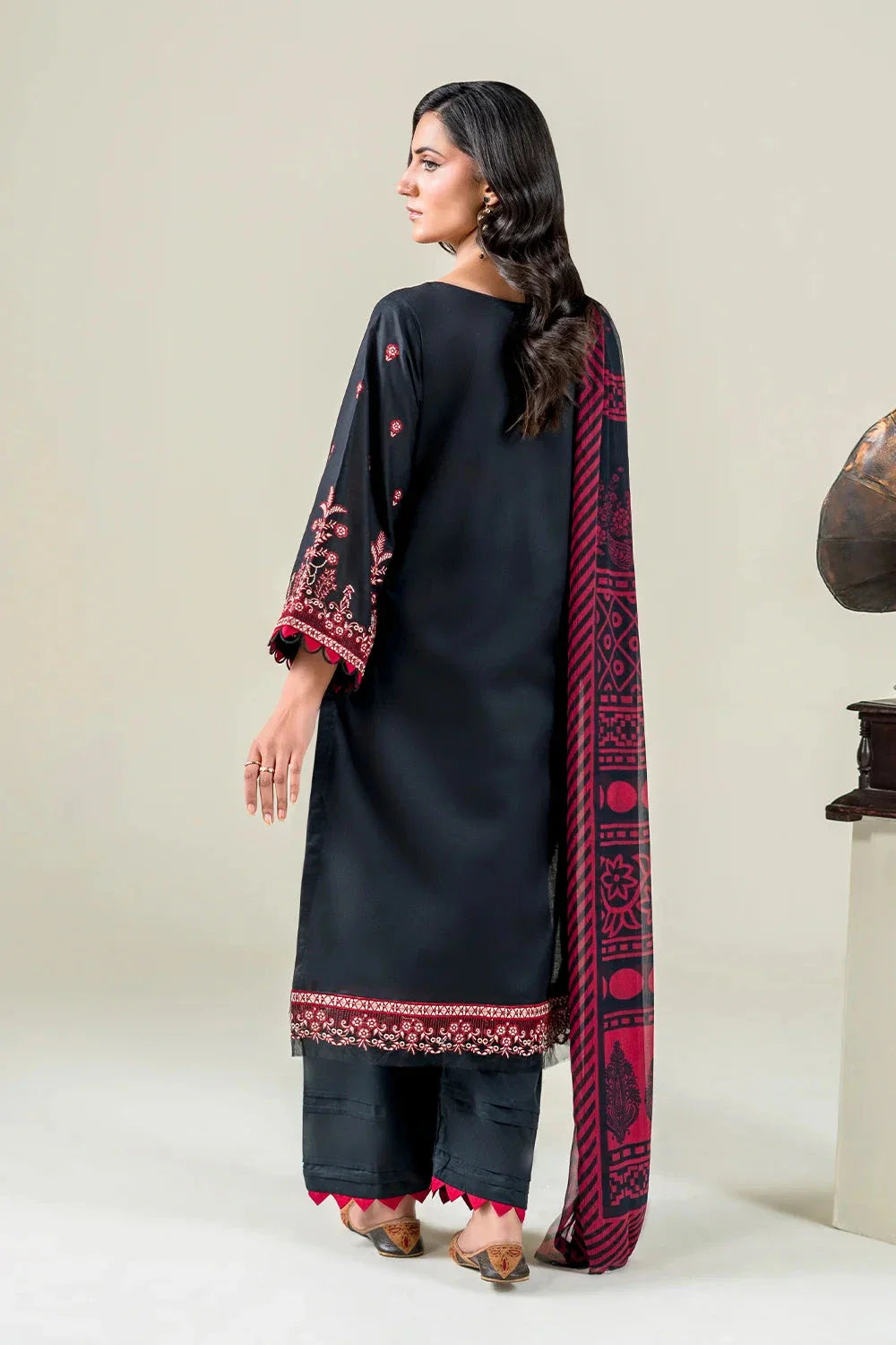 3PC Embroidered Unstitched Lawn Suit | KCE-3805 Embroidered KHAS STORES 
