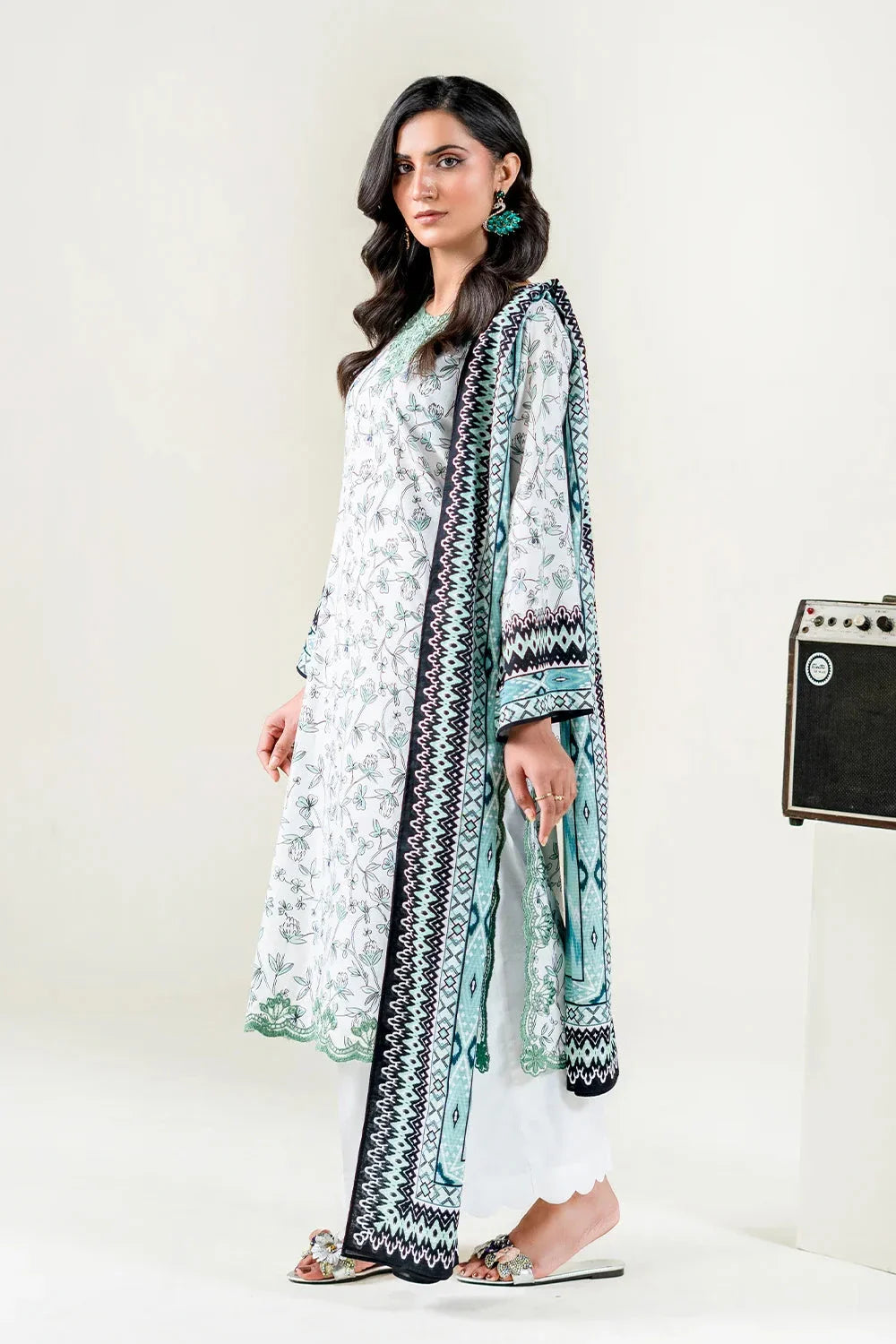 3PC Embroidered Unstitched Lawn Suit | KL-3769 Embroidered KHAS STORES 