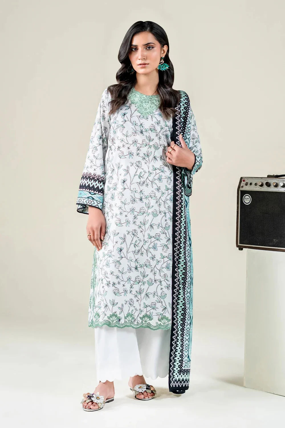 3PC Embroidered Unstitched Lawn Suit | KL-3769 Embroidered KHAS STORES 