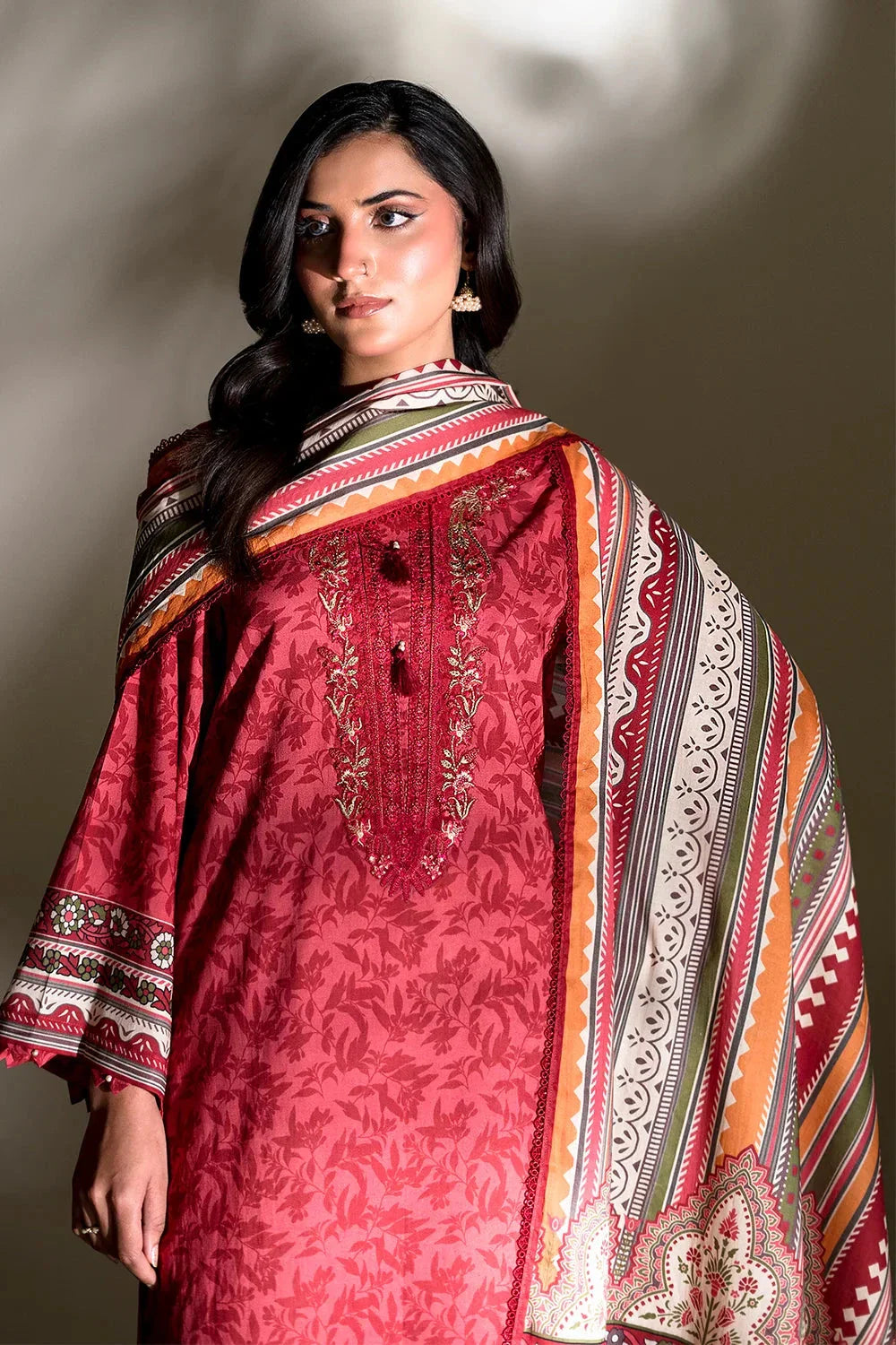 3PC Embroidered Unstitched Lawn Suit | KL-3770 Embroidered KHAS STORES 