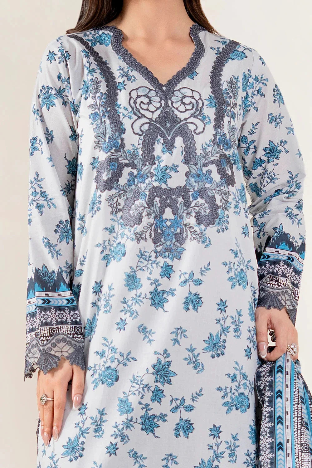 3PC Embroidered Unstitched Lawn Suit | KL-3970 Embroidered KHAS STORES 