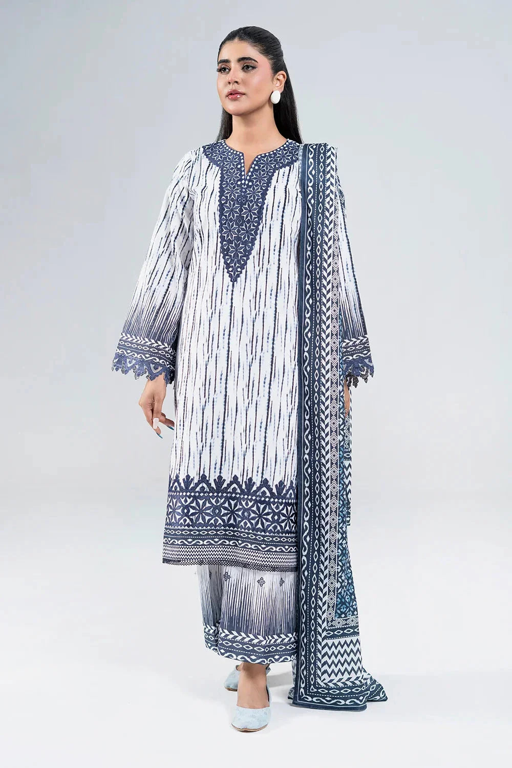 3PC Embroidered Unstitched Lawn Suit | KL-3976 Embroidered KHAS STORES 