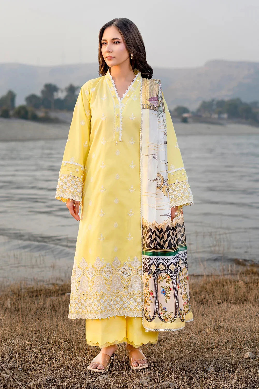 3PC Embroidered Unstitched Lawn Suit | KSE-3798 Embroidered KHAS STORES 