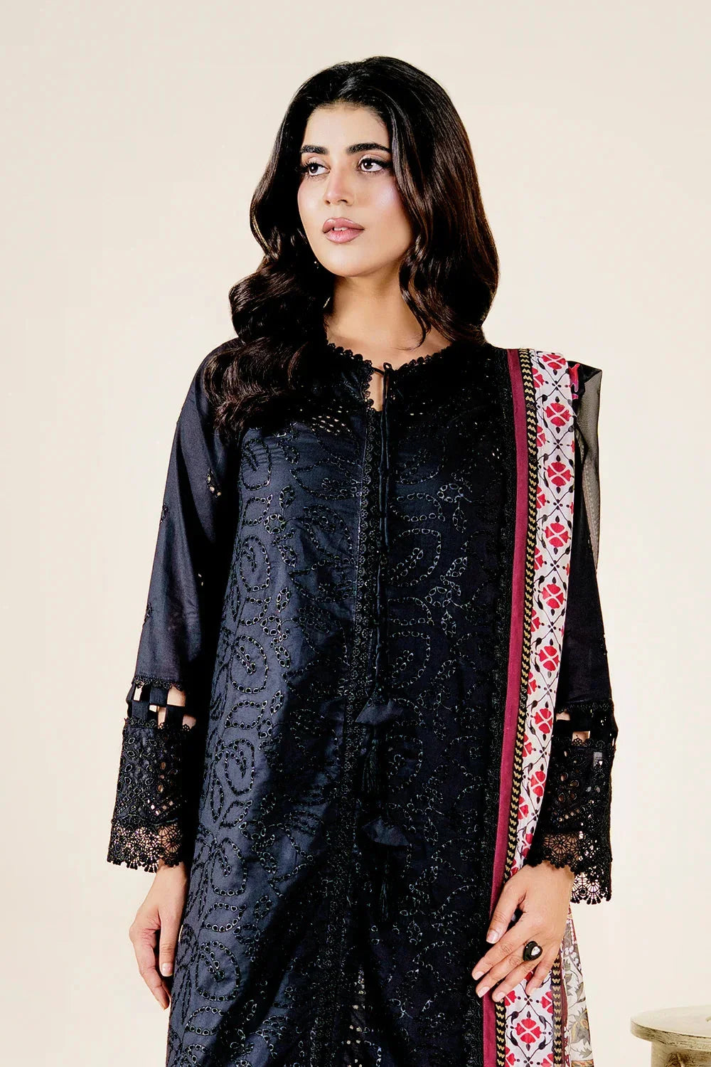 3PC Embroidered Unstitched Lawn Suit | KSE-3800 Embroidered KHAS STORES 