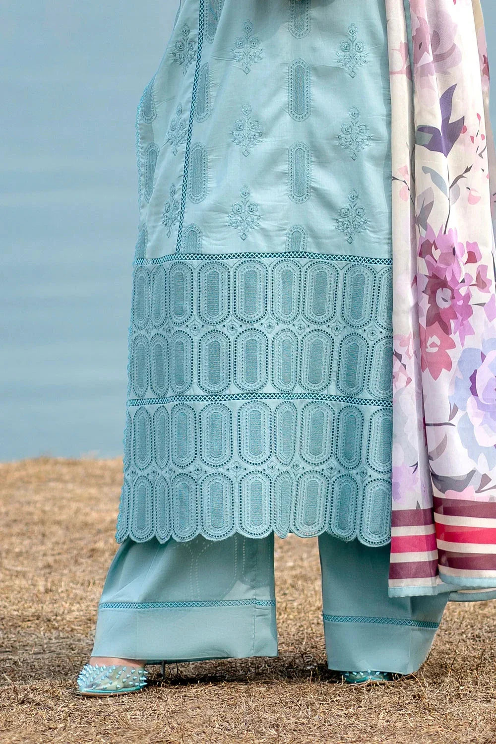 3PC Embroidered Unstitched Lawn Suit | KSE-3813 Embroidered KHAS STORES 