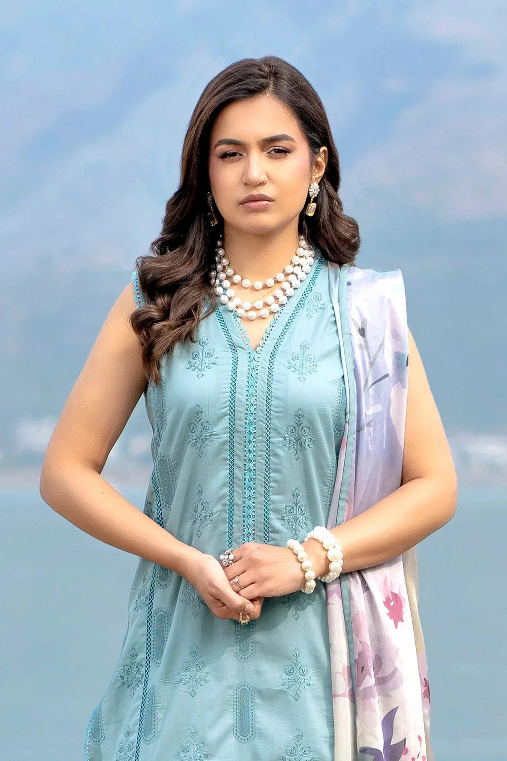 3PC Embroidered Unstitched Lawn Suit | KSE-3813 Embroidered KHAS STORES 